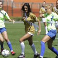 /album/fotogaleria/futbol-miss-universo-jugando1-300x300-jpg/